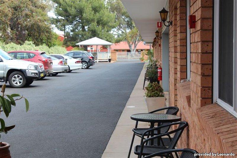 Blue Diamond Motor Inn Dubbo Exterior photo