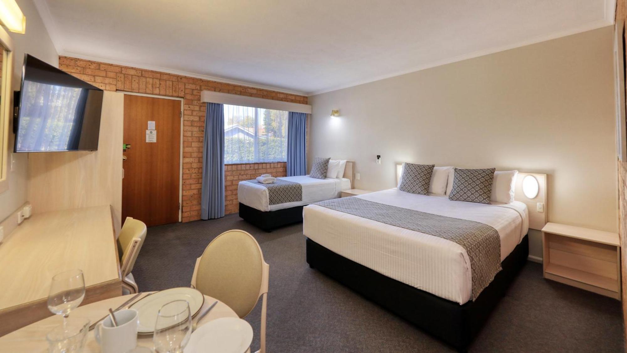 Blue Diamond Motor Inn Dubbo Exterior photo